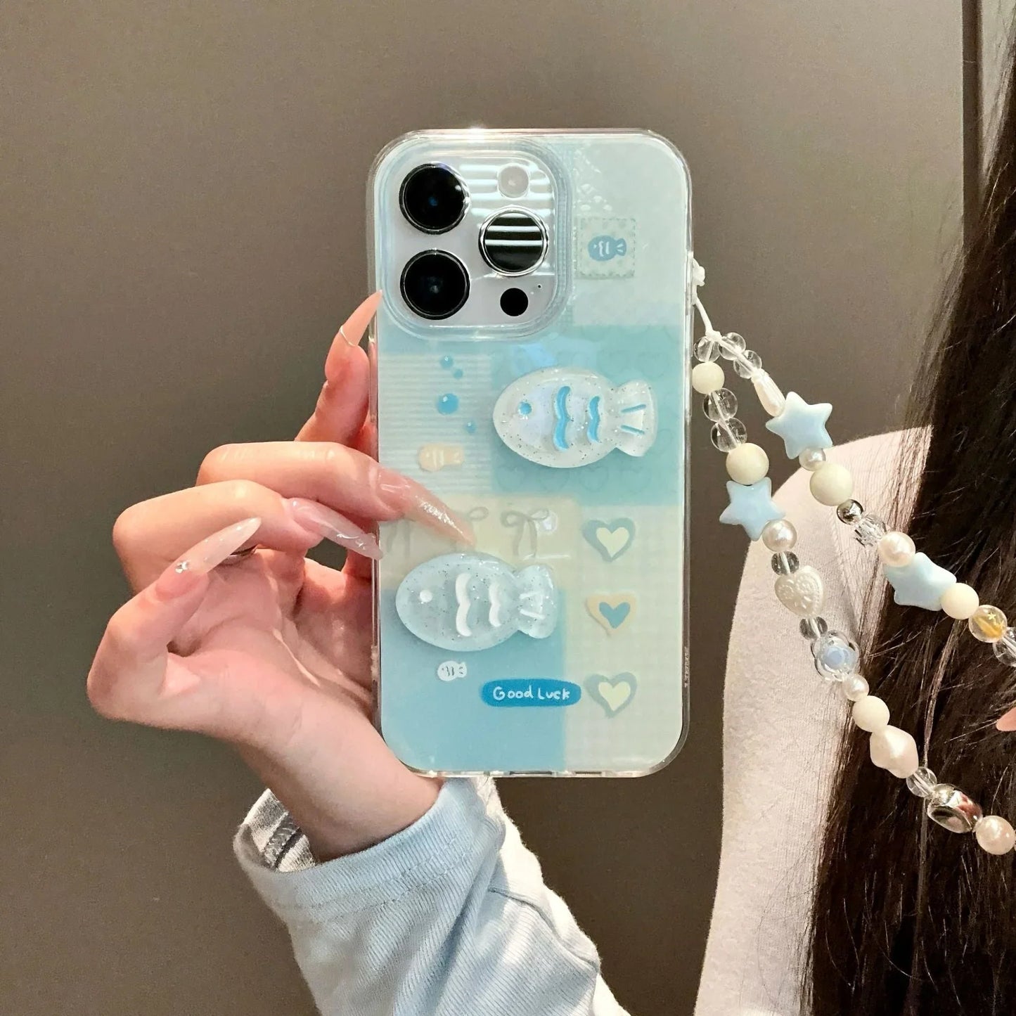 Coque 3D Poisson Porte-Bonheur avec Bracelet Perlé pour Iphone séries  La Coqueria