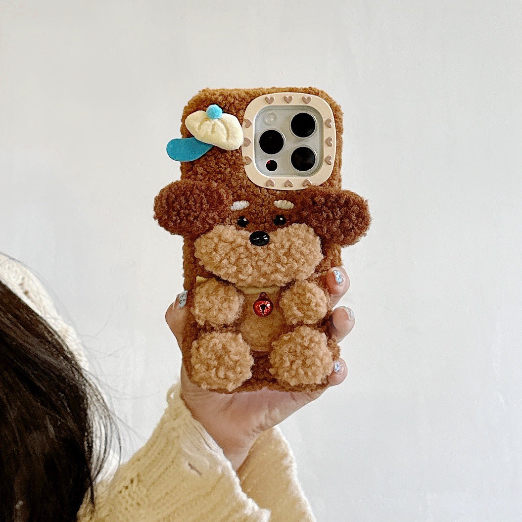 Coque Peluche "Comfy Teddy" - Iphone séries 12 à 16  La Coqueria